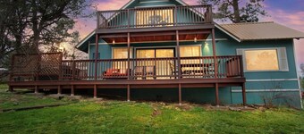 Hummingbird Haven - Charming Ruidoso Retreat by RedAwning