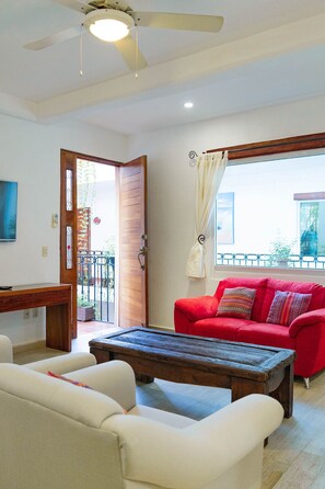 TV - Casa Jero 2 Bedroom Suite (Bucerias)