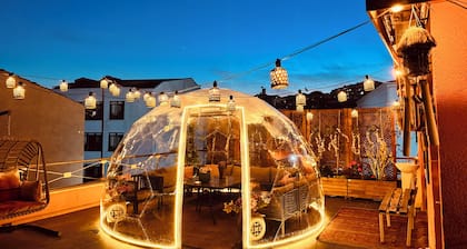 Panoramic Terrace Oasis: Stunning Sea Views and Iconic Landmarks in Balat