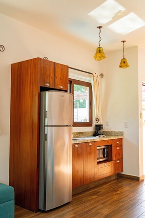 Fridge, microwave, coffee/tea maker, toaster