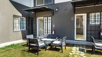 Basic Apartment, 2 Double Beds, Kitchen, Garden View | Terrace/patio