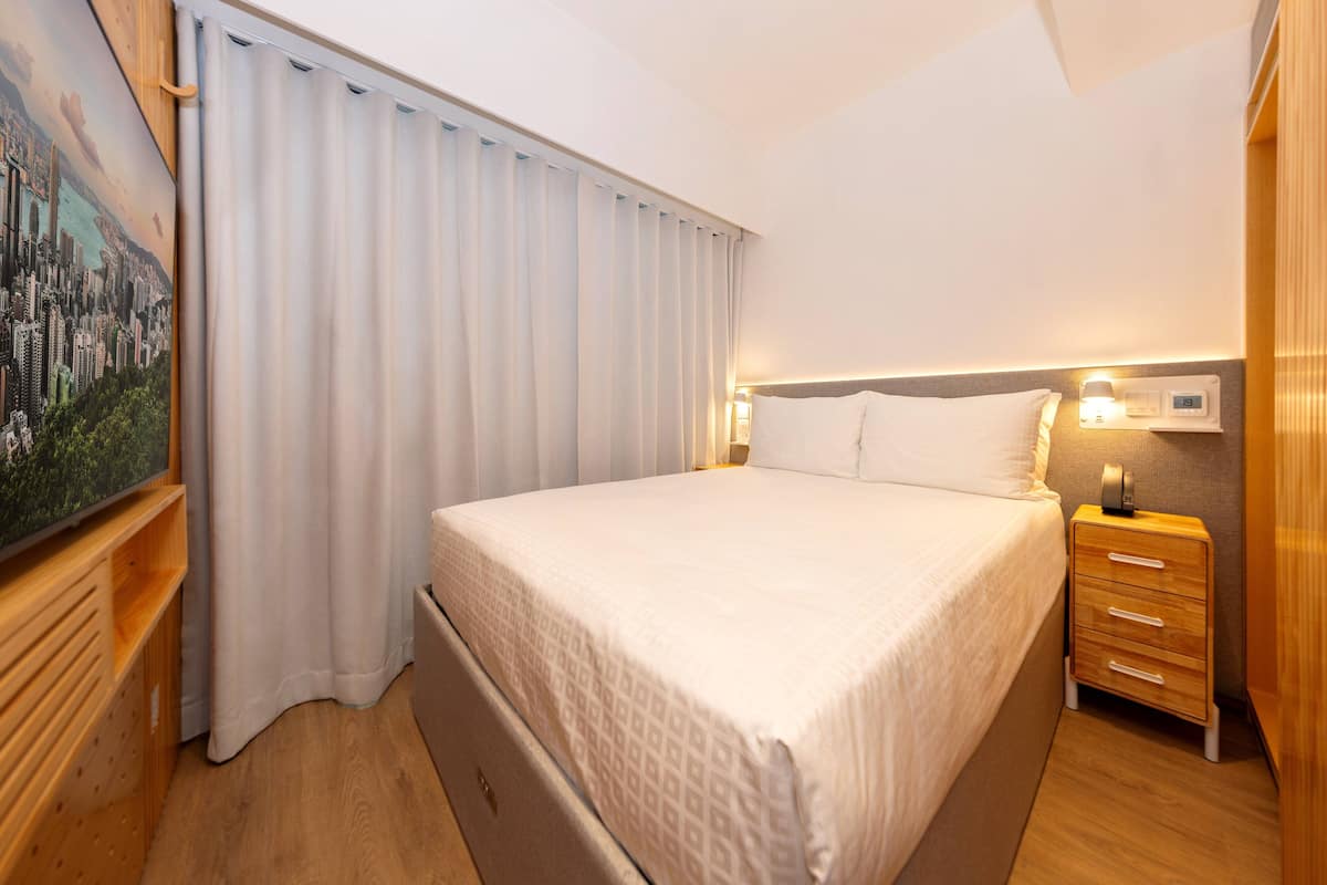Studio, 1 lit double, vue ville