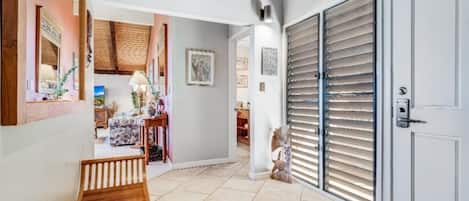 Condo, 1 Bedroom | Interior