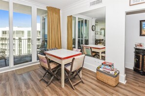 Condo, 3 Bedrooms | Dining