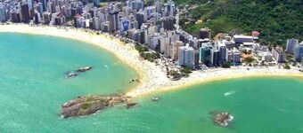 Casa+piscina+ Gourmet + ar Condicionado 8 Pessoas