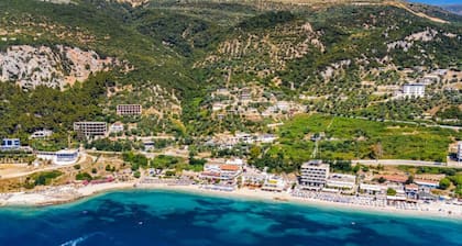 Exclusive Seafront Apartments | Apartment 3 by PikHost