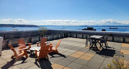 Queen Anne Abode ★ 1 Block from CPA! ★ Free Parking!