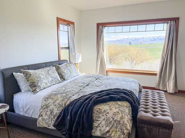 4 chambres, fer et planche à repasser, Wi-Fi gratuit, draps fournis