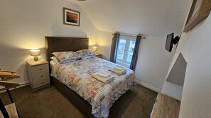 1 quarto, ferros/tábuas de passar roupa, Wi-Fi, roupa de cama
