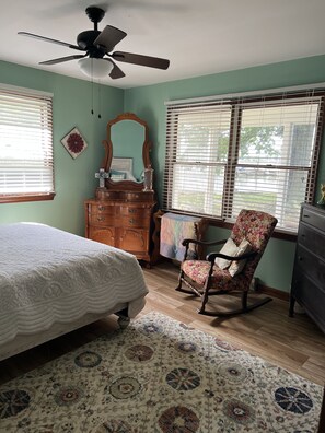 2 camere, ferro/asse da stiro, Wi-Fi gratuito, lenzuola