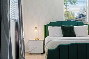 4 Schlafzimmer, Reisekinderbett, WLAN, Bettwäsche