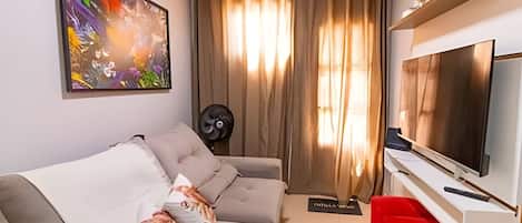 Nhà gỗ | Khu phòng khách | TV màn hình phẳng