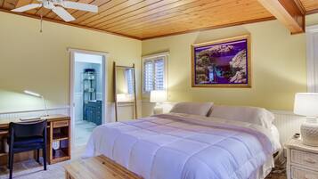 2 bedrooms, iron/ironing board, travel cot, WiFi