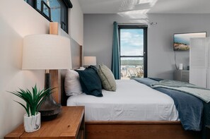 2 bedrooms, desk, iron/ironing board, travel crib