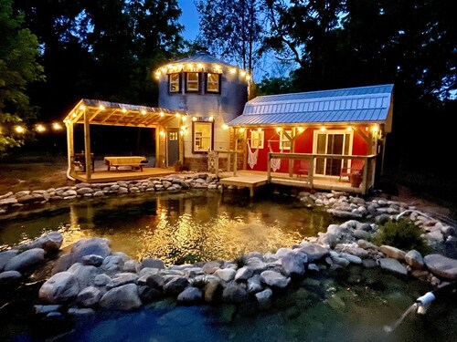 Private Lake w/ Island - ALL 4 Rentals! Tugboat, Cabin, Barn/Silo, & Airstream