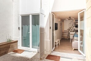 Interior - Duplex with exposed stone –Heart of Lyon 3rd arrondissement, near Part-Dieu (Lyon)