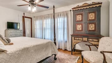 3 bedrooms, iron/ironing board, bed sheets