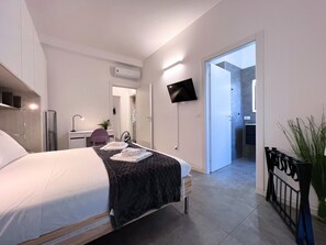 3 Schlafzimmer, Zimmersafe, Schreibtisch, Bügeleisen/Bügelbrett
