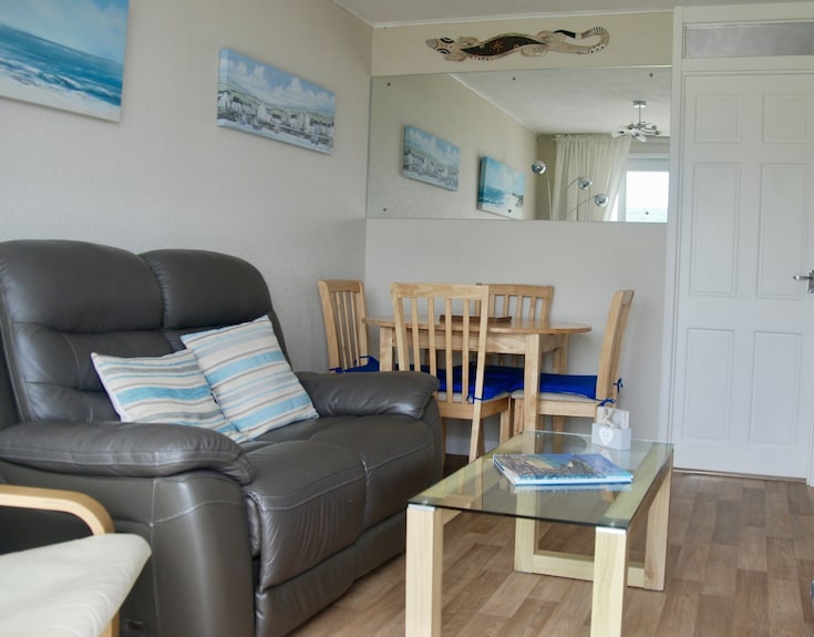 Beach Front Family Cottage. Stunning Location Quiet, Close To Devon Attractions. - Plymouth