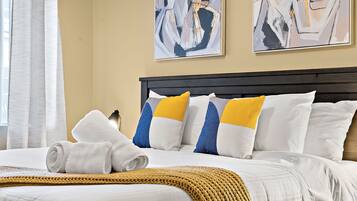 1 bedroom, iron/ironing board, free WiFi