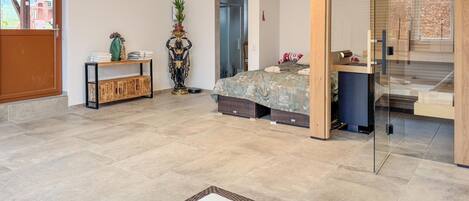 4 Schlafzimmer, Reisekinderbett, kostenloses WLAN, Bettwäsche