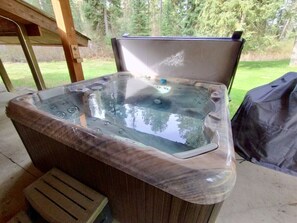 Bain à remous extérieur