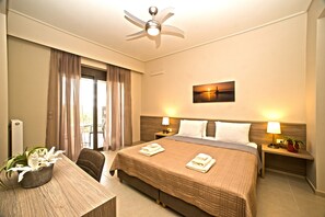 5 bedrooms, iron/ironing board, free WiFi, bed sheets