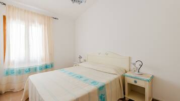 2 Schlafzimmer, Bügeleisen/Bügelbrett, Bettwäsche