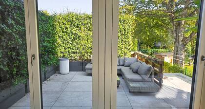 Schöne Neubau 65m² City Wohnung Wlan: R