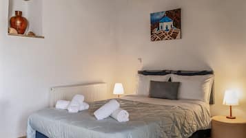 1 habitación, tabla de planchar con plancha, wifi gratis y ropa de cama