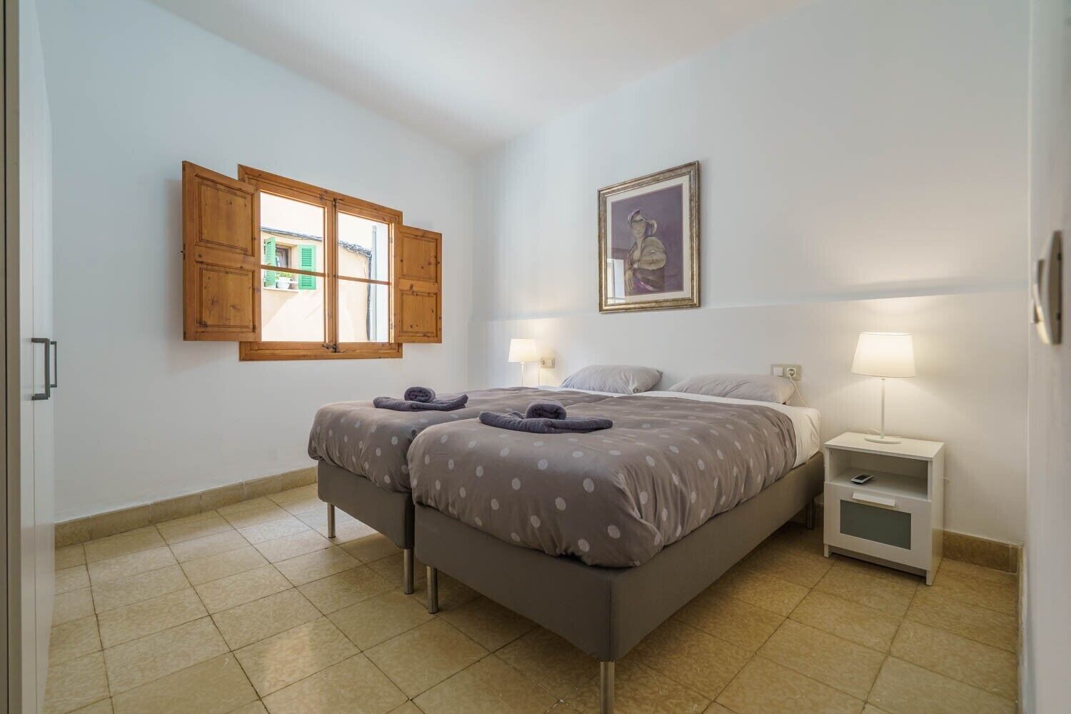 2 bedrooms, desk, iron/ironing board, free WiFi