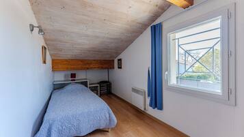 2 chambres, fer et planche Ă repasser, Wi-Fi gratuit, draps fournis