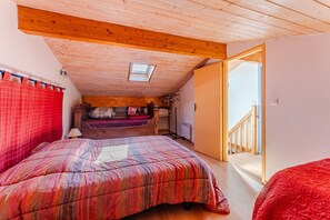 2 soverom, strykejern/-brett, wi-fi (inkludert) og sengetøy