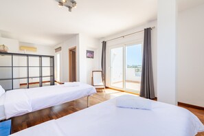 4 camere, ferro/asse da stiro, Wi-Fi gratuito, lenzuola