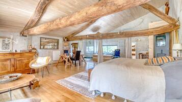 2 Schlafzimmer, Schreibtisch, Bügeleisen/Bügelbrett, kostenloses WLAN