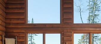 Gorgeous Home on Lake Superior Shore 3 hours from Twin Cities