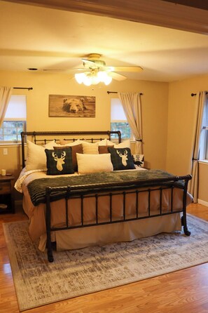 3 عدّة غرف نوم ومكواة/لوح كي وسرير سفر وواي فاي