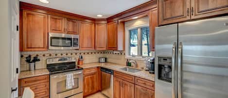 Refrigerador, horno, parrilla de estufa y lavavajillas