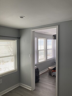 Interior - Lakefront Sunset Heaven. (Lorain)