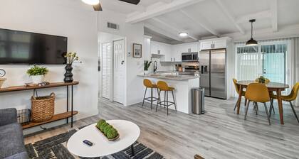 Coastal Bliss 3BR Gem Near MacDill AFB