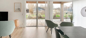 Cozy home in Føllenslev with WiFi