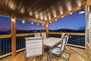 Outdoor dining - Lake View Condo with Private Hot Tub, $400 Free Daily Tickets & Unique Layout (Kimberling City)