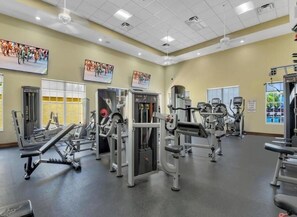 Fitness facility - Convenient location to all stores. Cozy furnished home. All amenities!  (Fort Myers)