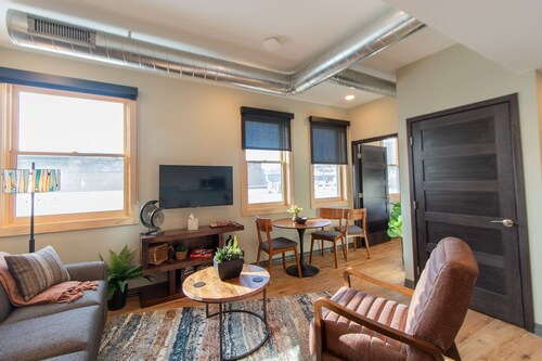 Luxury Craft District Suites | Unit 202