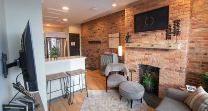Luxury Craft District Suites | Unit 301