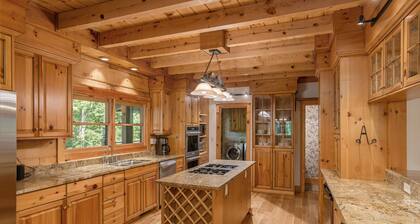 Chic Lodge 0.6m to Ski/Tube Resort+Winter Mtn Views