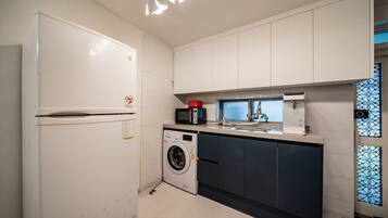 Comfort Shared Dormitory, Women only (non-Korean nationals only) | Living area