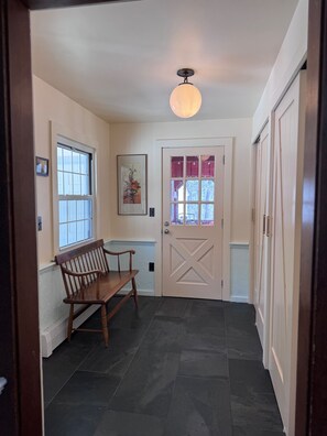 Interior - Serene and Refined Berkshires Retreat, Close to Kripalu, Gardens & 3 Ski Resorts (Stockbridge)