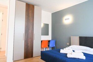 3 habitaciones, escritorio y sistema de insonorización 