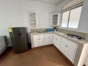 Basic Apartment | Private kitchen